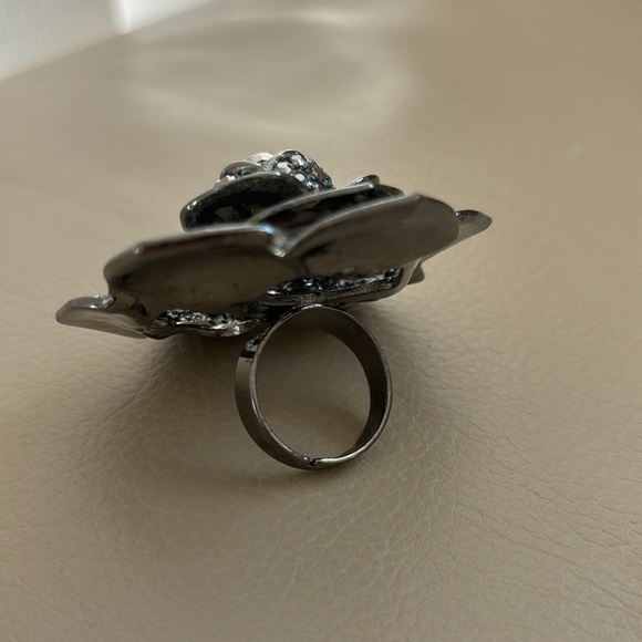 RHINESTONE RING - Picture 3 of 3